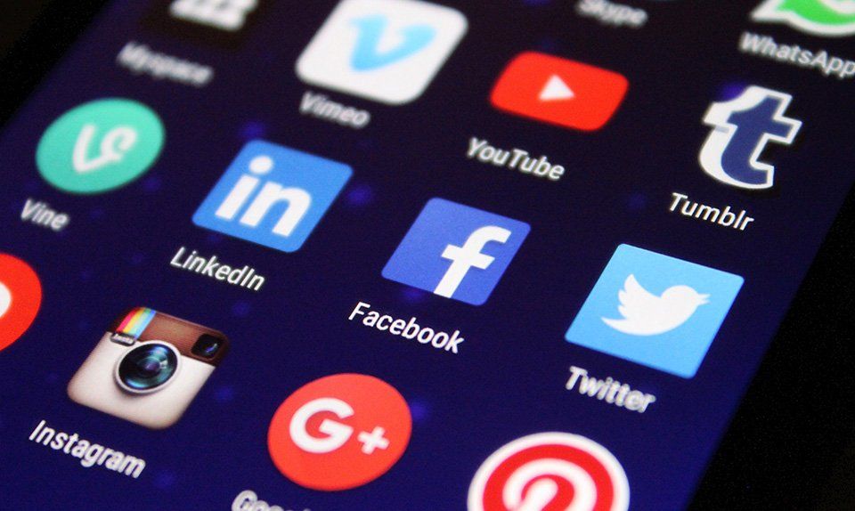 Starting Up with Social Media